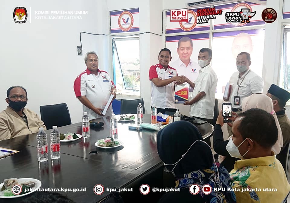 Penyerahan buku